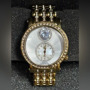 Juicy Couture Women's 1901073 Queen Couture Gold Plated Bracelet Watch